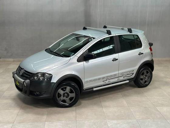 VOLKSWAGEN CROSSFOX 1.6 MI FLEX 8V 4P MANUAL VOLKSWAGEN CROSSFOX 1.6 MI FLEX 8V 4P MANUAL